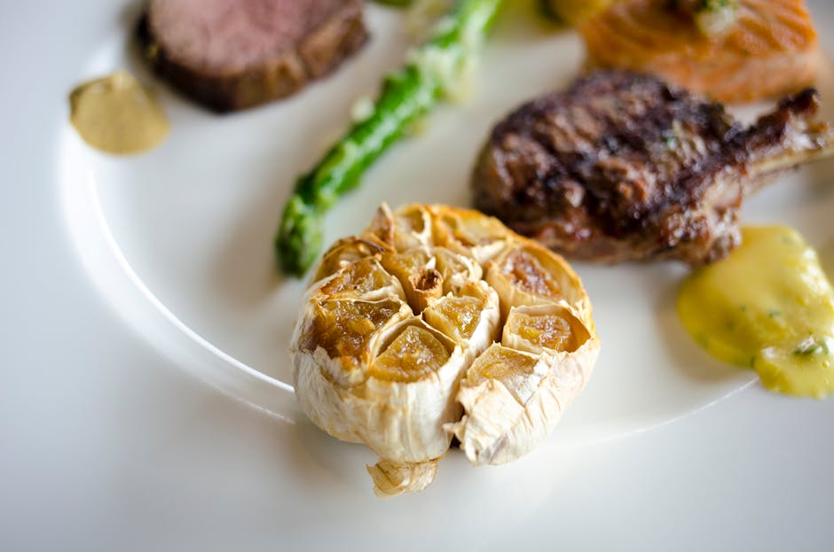 Moroccan-Style Salmon with Garlic Mayonnaise Gains Popularity in Southern Spain