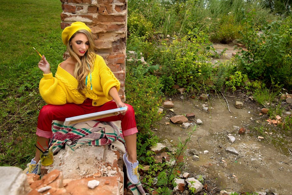 10 Outfits Inspired by Famous Works of Art are Auctioned in London